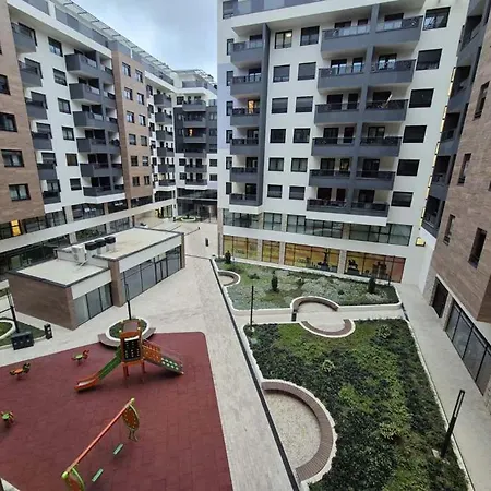 Park New Luxury With Garage בלגרד