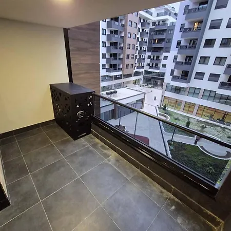 Appartamento Park New Luxury With Garage Belgrado
