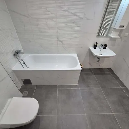 Park New Luxury With Garage Appartamento