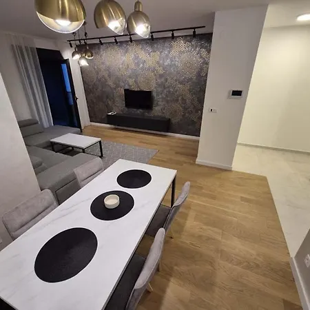 Apartament Park New Luxury With Garage Belgrad