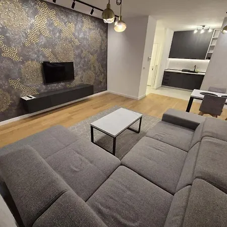 Park New Luxury With Garage Belgrad