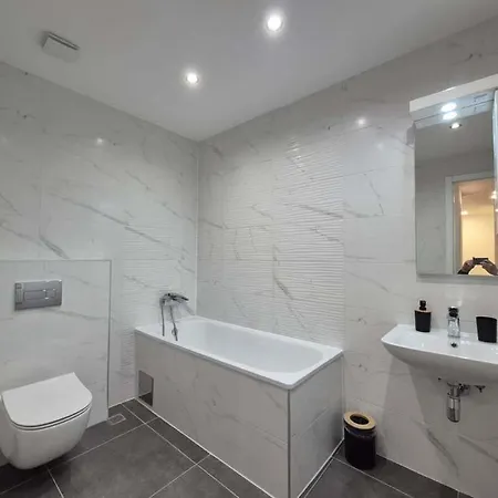 Apartment Park New Luxury With Garage