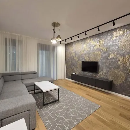 Park New Luxury With Garage Apartament